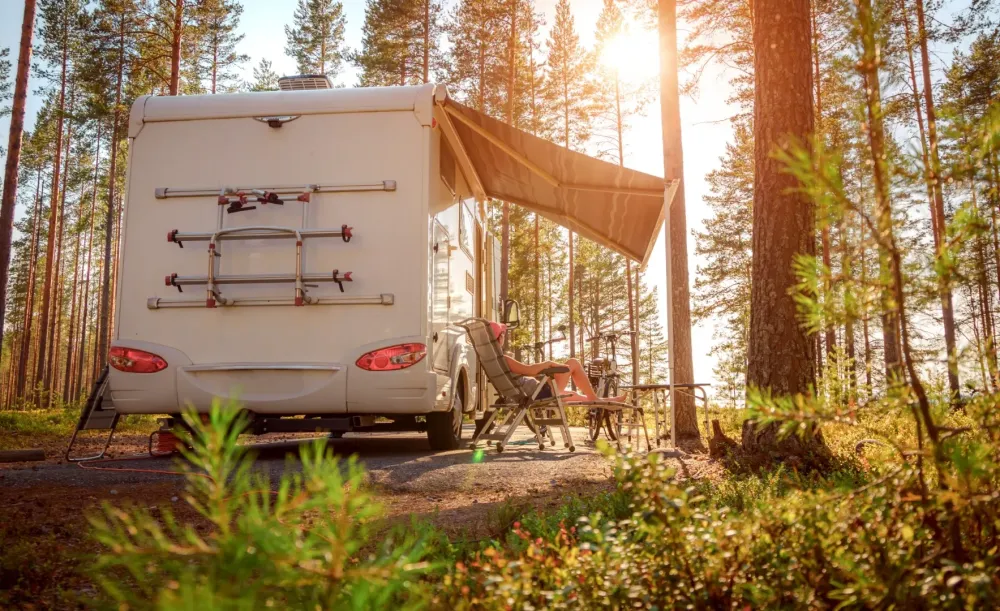 Matériel de camping pas cher à Ponts