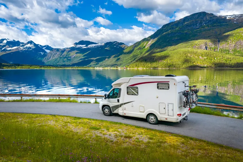 Location camping car et vélos à Ponts